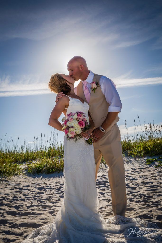 couple gets married on beach