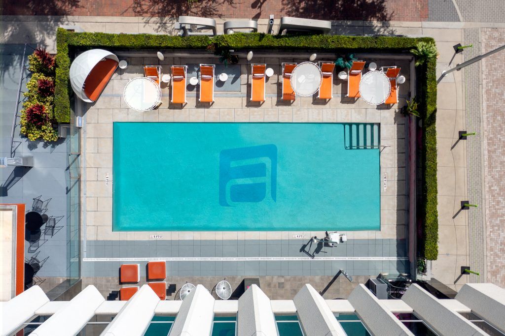 Aloft Orlando Downtown pool space perfect for an Orlando wedding cocktail hour